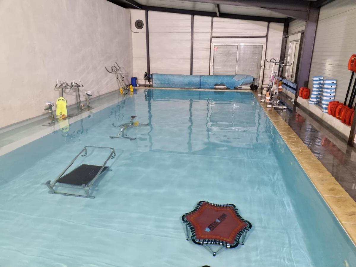 Sci Aquazen Loisirs Detente Saint-Mitre-les-Remparts Zewnętrze zdjęcie